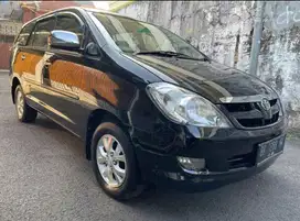 Toyota Innova hitam 2005 V Plat BK Medan