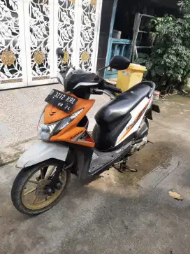 Honda Beat Fi 2014 ss lengkap mesin bagus plat Bekasi Kota