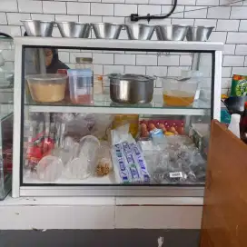 Etalase nasi uduk / warung /rokok