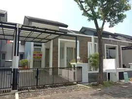 Disewakan Rumah Lokasi Perum Rivera Candi Golf Semarang