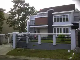 DIJUAL RUMAH DI CLUSTER PARAHYANGAN, SENTUL CITY SSR548