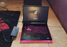 Rog strix g512li 
i7-10750H
Ram 8gb
Ssd 512gb
GTX 1650ti 4gb