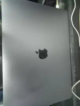 Jual cepat Macbook Air 2020