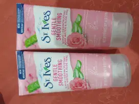 St. Ivest Face Scrub / Face Wash