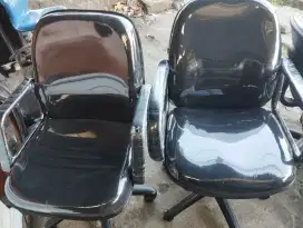 Kursi staf kantor