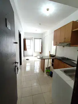 Disewakan murah banget, Apartemen Latumenten 2 BR, Grogol, Jakbar