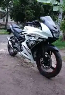 Di jual Kawasaki ninja KR150 (ninja RR)