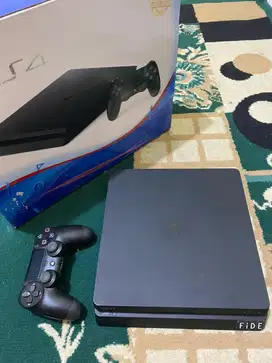 PS4 Slim 1 TB Ori