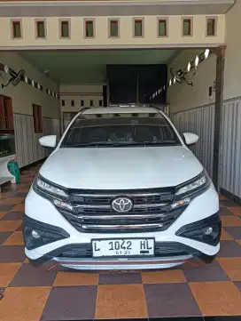 Rush S trd sportivo 2018 putih MT