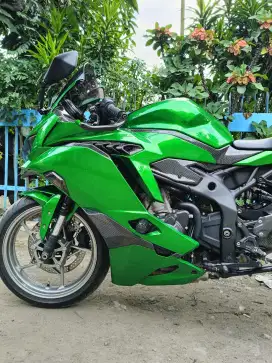 Zx25R ABS green