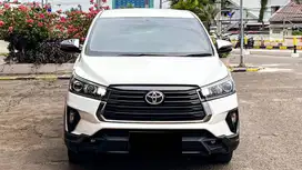 Tdp50JT TOYOTA INNOVA VENTURER 2.4 A/T DIESEL 2021 White