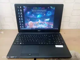 laptop acer core i3 4gb layar 15inc HDMI backlight D