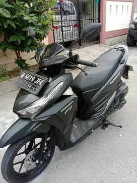 Honda Vario 150 LED tahun 2015.