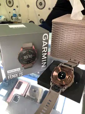 Garmin Fenix 7s Sapphire Solar