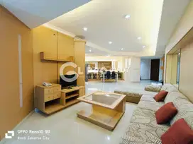 Disewakan Apartemen Taman Anggrek Condominium 146 sqm 3 Bedrooms