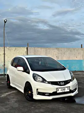 (CASH)Honda Jazz RS a/t 2013