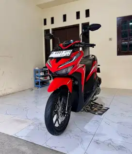 Honda Vario 125 CBS ISS MULUSSS Pajak Hidup Panjang