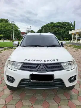 Di jual pajero tahun 2014 pemakaian 2015