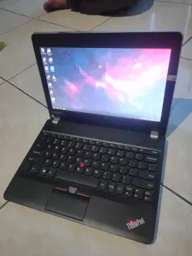 Laptop Lenovo Thinkpad E135 Ram 4GB Normalan Siap Pakai