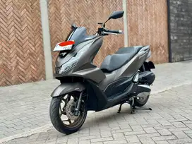 NEW PCX 160 ABS LOW KM MULUS LENGKAP 2024/23