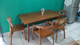 1 Meja Makan Kayu Jati Besar & 4 Kursi Kayu Jati, Asli Jepara