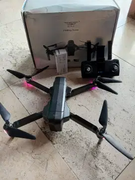 FOLDING DRONE SJRC F11 SECOND