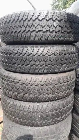 Ban copotan jeep JK Rubicon Goodyer wlangler 245/75 R17 95%..4pcs