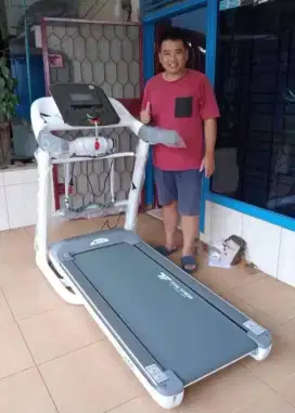TREADMILL BESAR ELEGAN TL 66 AUTOINCLINE ALAT FITNESS