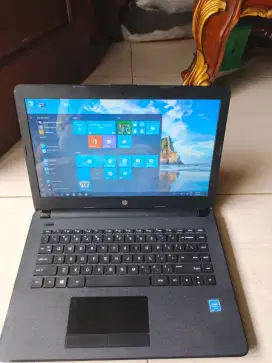 Laptop Hp ram 8gb layar 14inch windows 10 siap pake no minus (Nego)