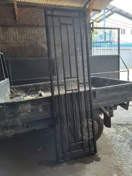 Pintu besi ukuran 68×237 BISA NEGO