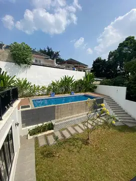 Dijual Rumah Classic modern With Pool Sentul City