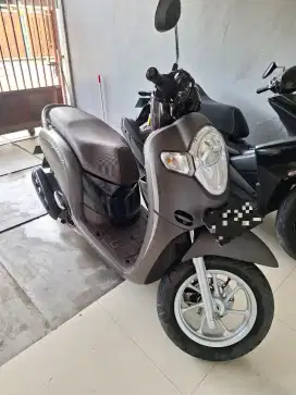 Scoopy Stylist 2019