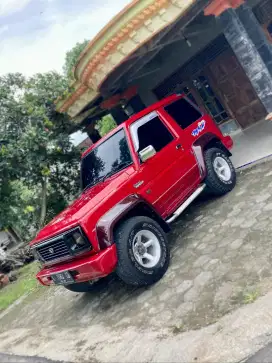 Daihatsu Grand Feroza 1997 Istimewa