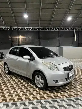 Dijual yaris E matic 2006