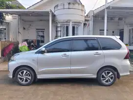 Toyota Avanza Veloz 1.5 matic 2017