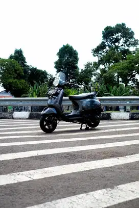 PIAGGIO VESPA MATIC LX 150 2VIE INJECTION 2012 MURAH BERGARANSI