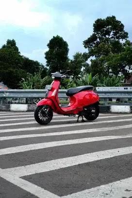 PIAGGIO VESPA MATIC SPRINT 150 IGET 2016 MERAH GLOSSY MURAH BERGARANSI