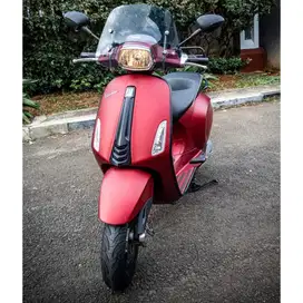 Vespa Sprint 150 iGet 2018 Super Low KM