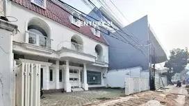 Disewakan Gedung 3 Lantai Di Gandaria Jaksel