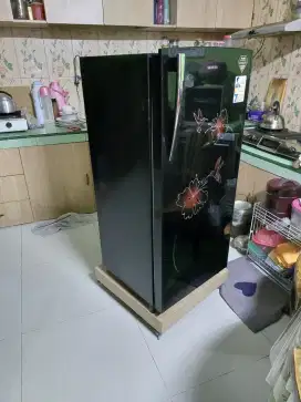 Dijual Kulkas 1 pintu sanken