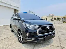 [KM 7 RIBU]TOYOTA INNOVA 2.0 Q VENTURER BENSIN AT 2022 GRESS LIKE NEW