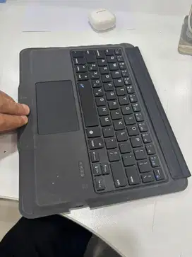 Keyboard IPad 8/9/10