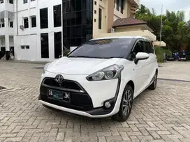 Bisa Dp 20jt#Toyota Sienta 1.5 V Manual 2016