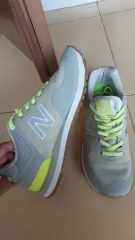 Sepatu New balance