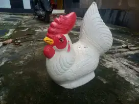 Celengan ayam besar