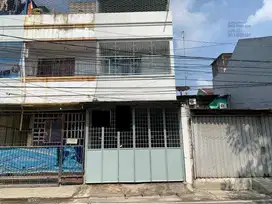 Dijual Atau Disewakan Ruko di Jalan Kamal Raya