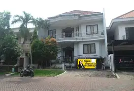 DIJUAL RUMAH GRAHA FAMILY CLASSIC MEWAH BU BUTUH LAKU BULAN INI