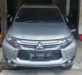 Pajero Sport Dakar 4x2 AT 2019 Silver