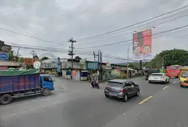 Tanah dekat Patal Secang Magelang