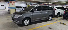 Toyota Kijang Innova 2011 Bensin